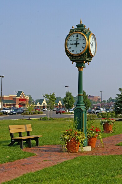 More Photos Of 340 Towne Dr, Fayetteville Unknown For Lease