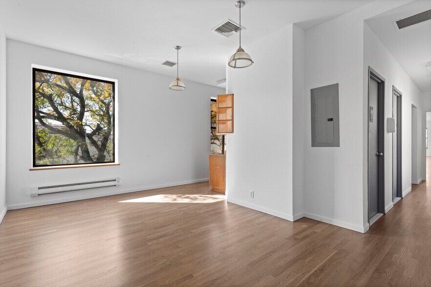 More Photos Of 317-319 3rd Ave, Brooklyn Storefront Retail Office For Lease