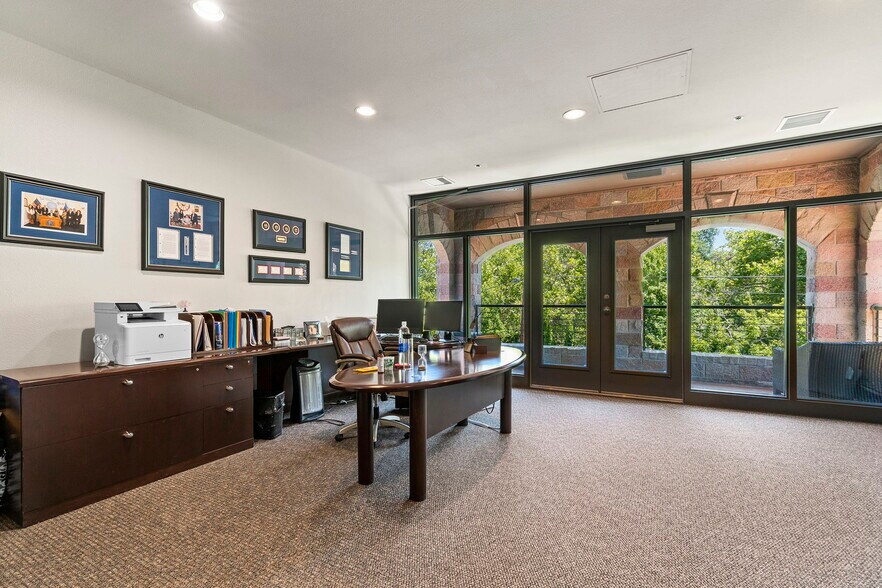 More Photos Of 6160 Plumas St, Reno Office For Sale