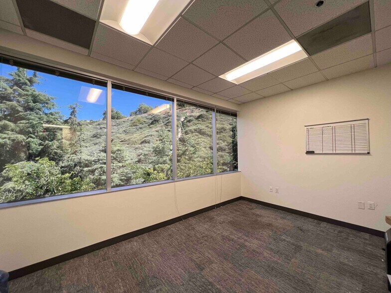 More Photos Of 21700 Copley Dr, Diamond Bar Office For Lease