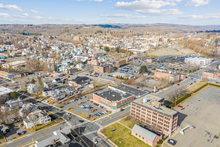More Photos Of 25 Main St, Bristol Drugstore For Sale