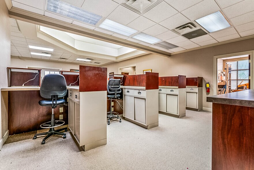 More Photos Of 865 Ga-20/81 Hwy, McDonough Bank For Sale