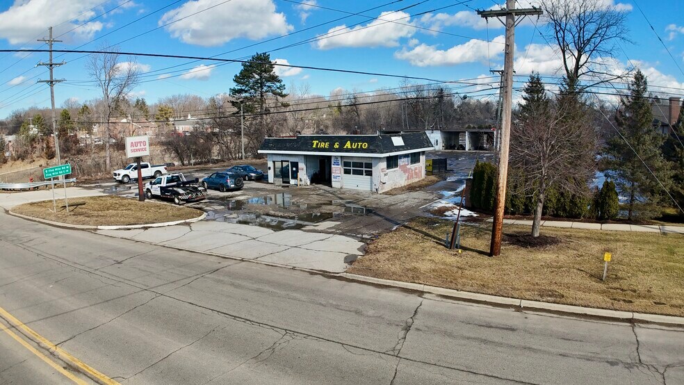 More Photos Of 14760 Northville Rd, Plymouth Auto Repair For Sale
