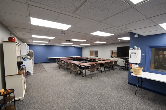 More Photos Of 1720 3rd Ave N, Fargo Distribution For Sale