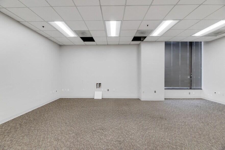 More Photos Of 312 Marshall Ave, Laurel Office For Lease