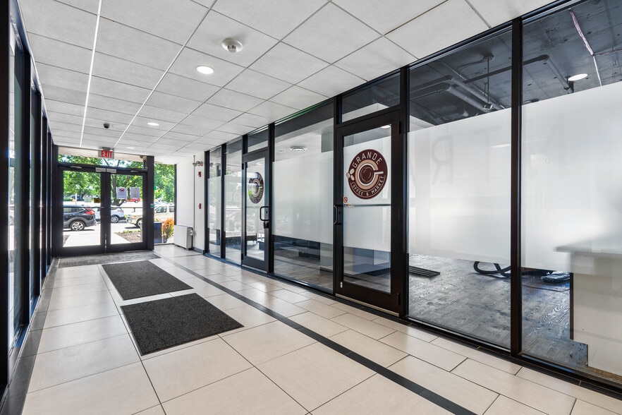 More Photos Of 700 E 8th St, Kansas City Apartments For Sale