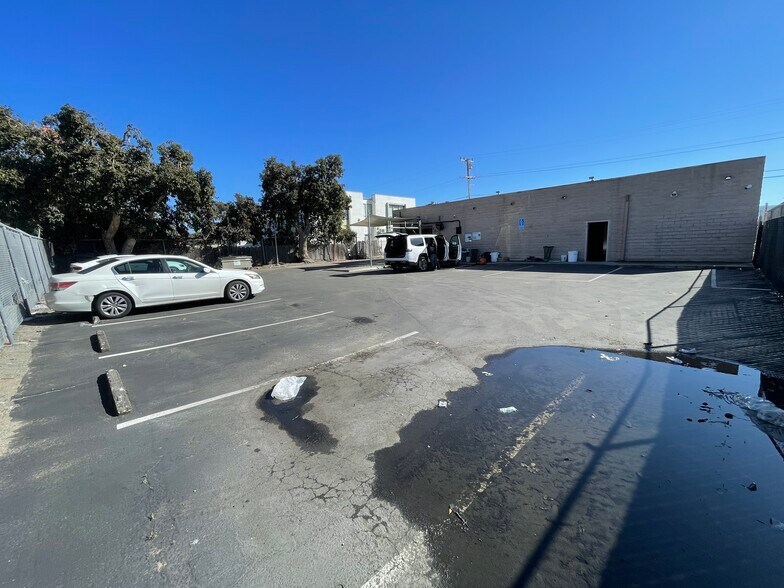 More Photos Of 1191 Echo Ave, Seaside Storefront Retail Office For Lease