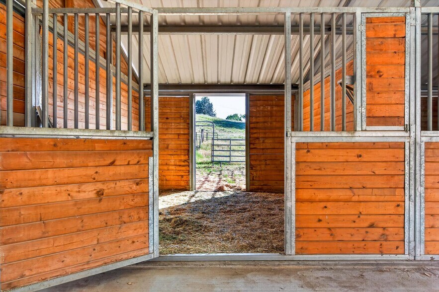 More Photos Of 25350 Mesa Grande Rd, Santa Ysabel Land For Sale