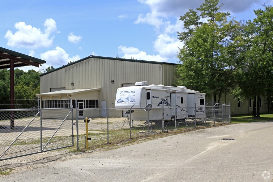 More Photos Of 20 Ram Blvd, Midway Office For Sale