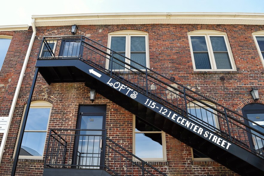 More Photos Of 105 E Center St, Mebane Office For Lease