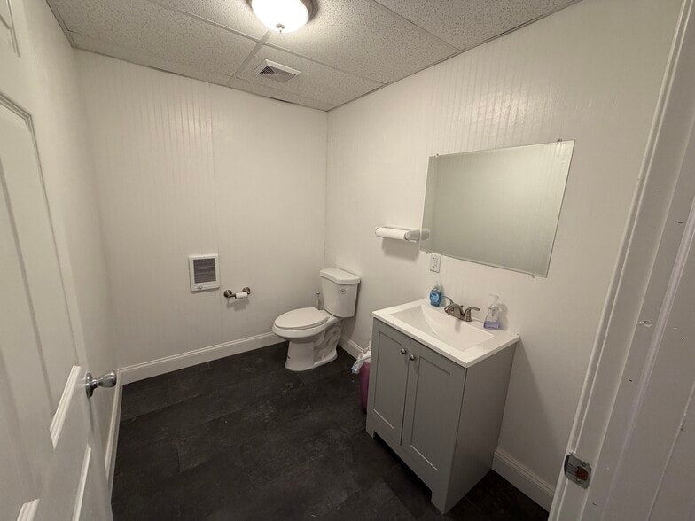 More Photos Of 11001 York Rd, Cockeysville Land For Lease