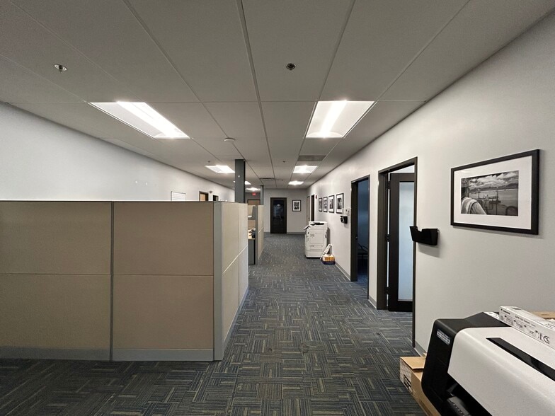 More Photos Of 24 Williams Way, Bellingham Research And Development For Lease