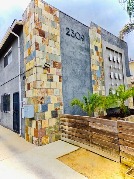 More Photos Of 2309 Hauser Blvd, Los Angeles Apartments For Sale