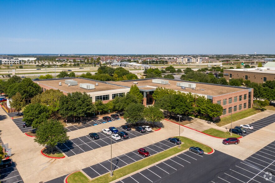 More Photos Of 9601 Amberglen Blvd, Austin Office For Lease