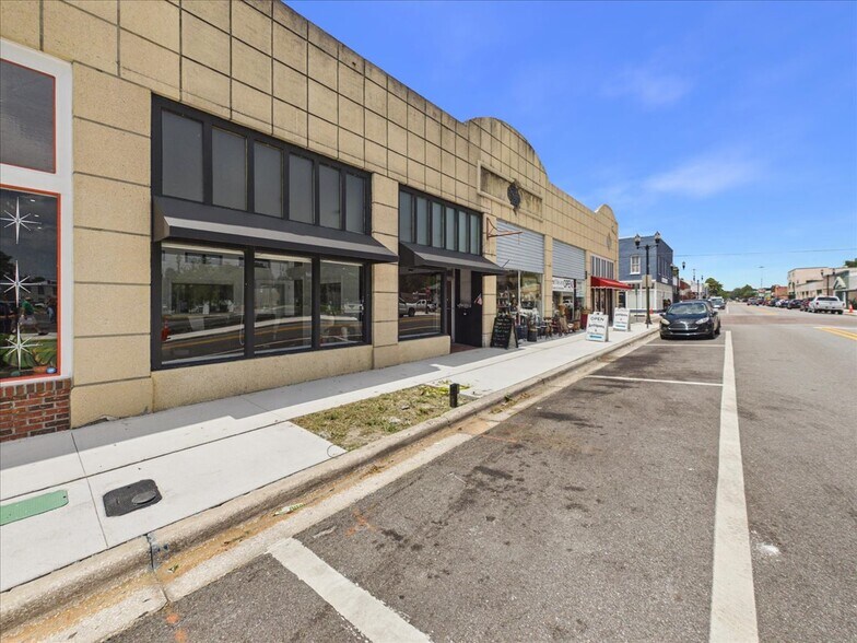 More Photos Of 621 St Johns Ave, Palatka Storefront For Sale