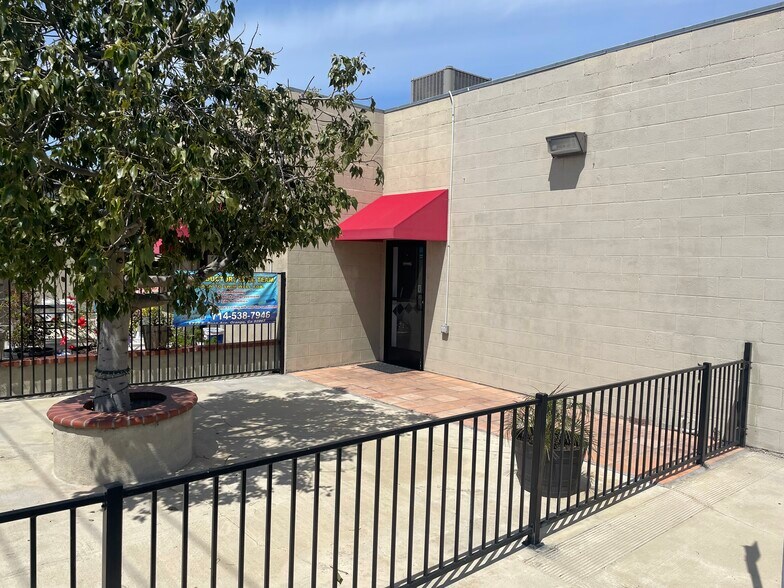 More Photos Of 1722 E Rose Ave, Orange Office For Sale