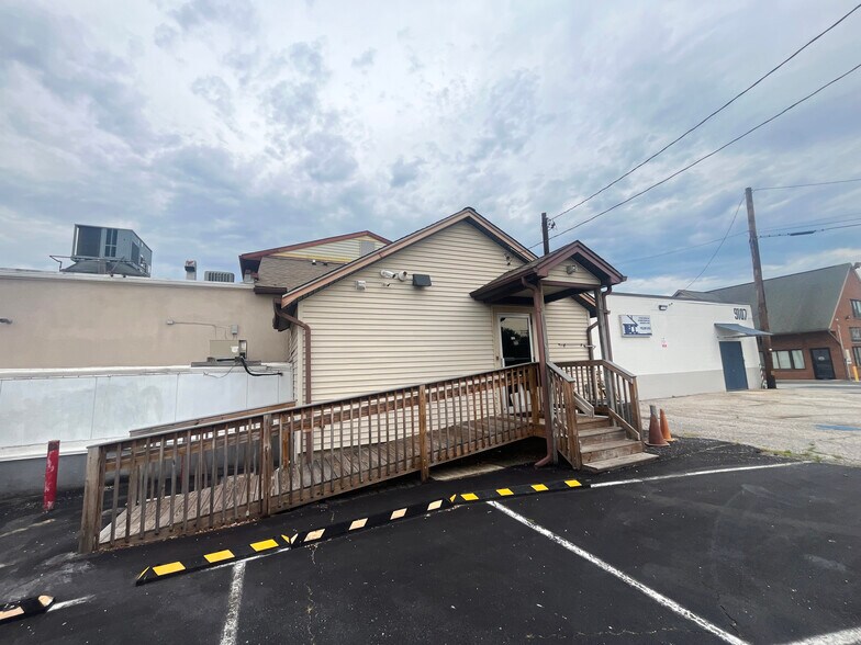 More Photos Of 9105 Belair Rd, Nottingham Office For Lease