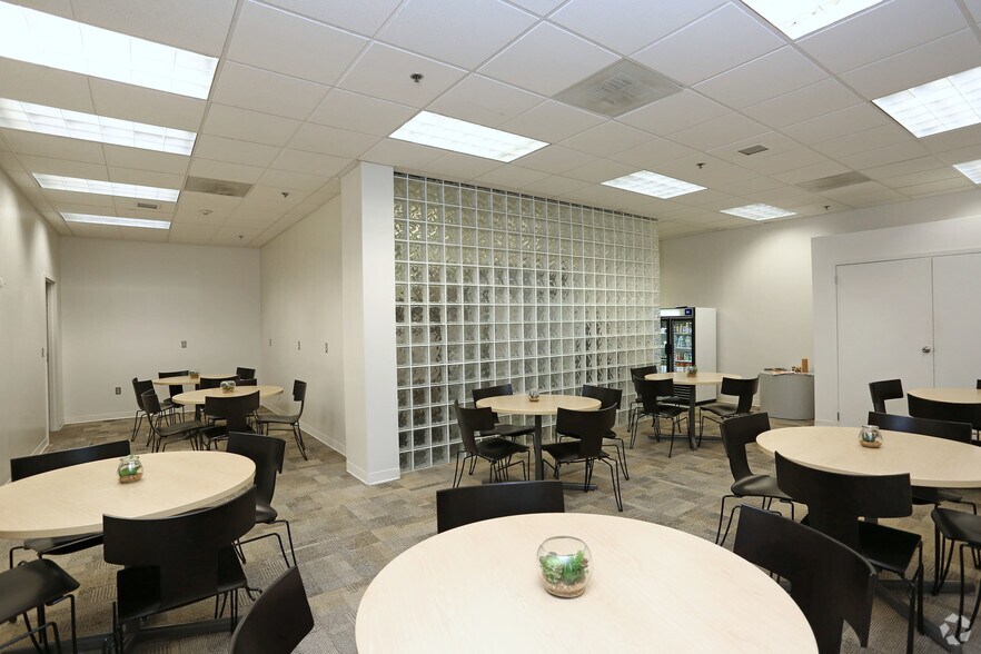 More Photos Of 1 Waterview Dr, Shelton Light Distribution For Lease