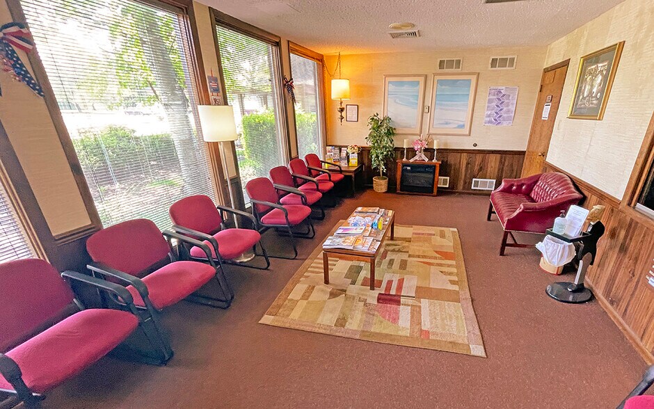 More Photos Of 875-899 S Arlington Ave, Harrisburg Office For Sale