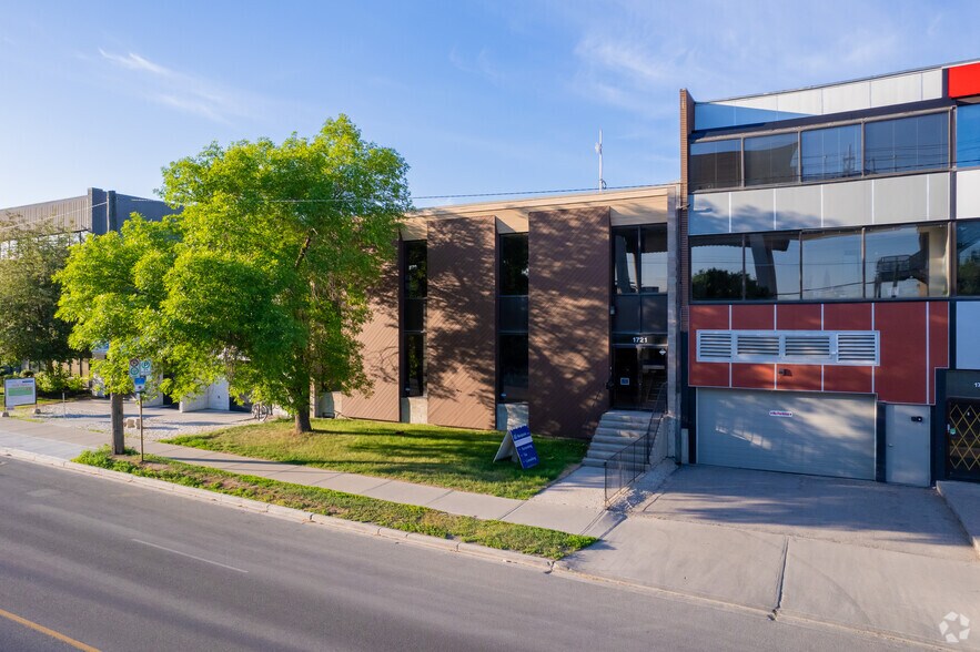 More Photos Of 1721 10th Ave SW, Calgary Office Residential For Sale