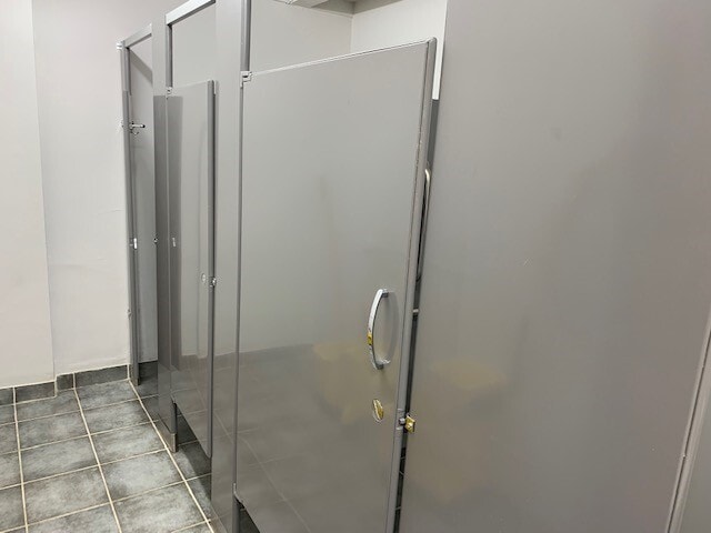 More Photos Of 3401 W Diversey Ave, Chicago Storefront Retail Office For Lease