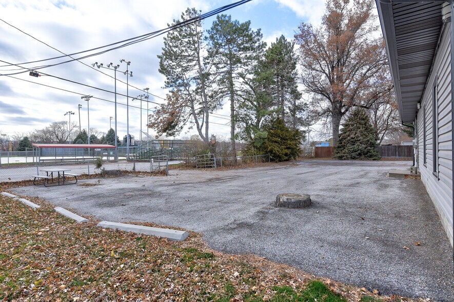 More Photos Of 5036 S 136th St, Omaha Office For Lease