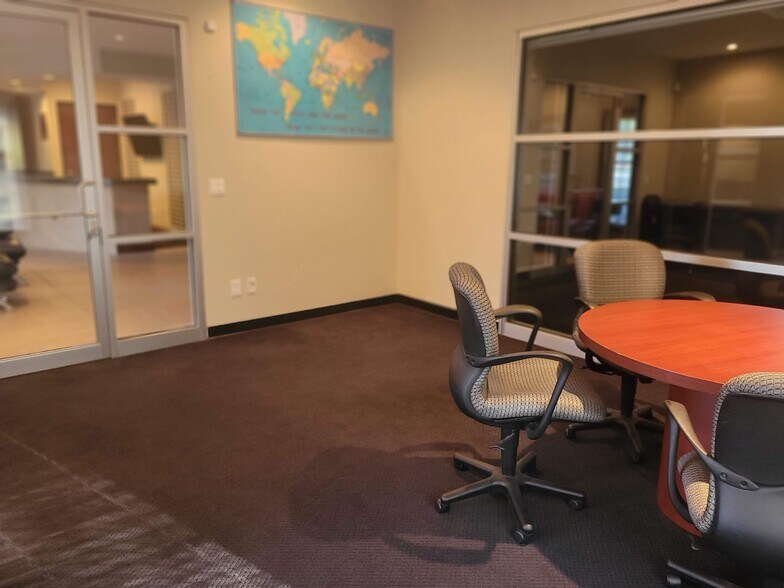 More Photos Of 116 County Line Rd W, Westerville Loft Creative Space For Sale