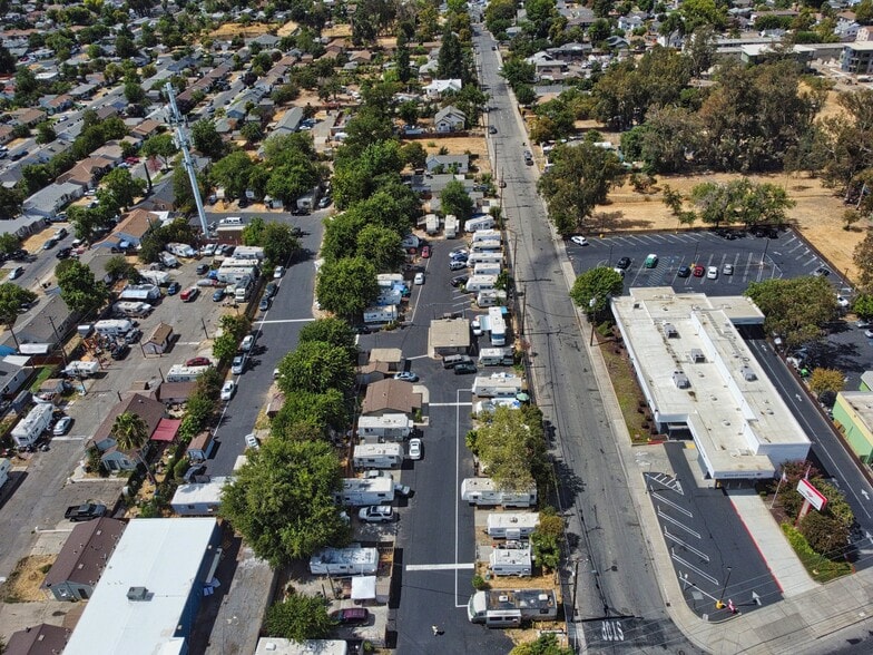 More Photos Of 5800 Stockton Blvd, Sacramento Manufactured Housing Mobile Home Park For Sale