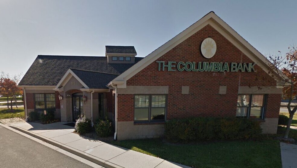 More Photos Of 175 Thomas Johnson Dr, Frederick Bank For Lease