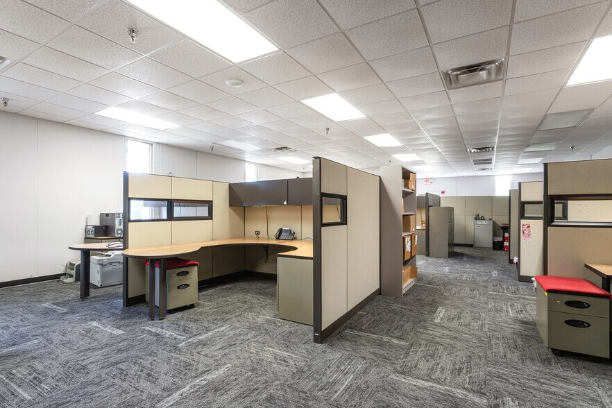 More Photos Of 500 E Gannon Ave, Zebulon Manufacturing For Lease