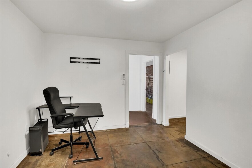 More Photos Of , Sacramento General Retail For Sale