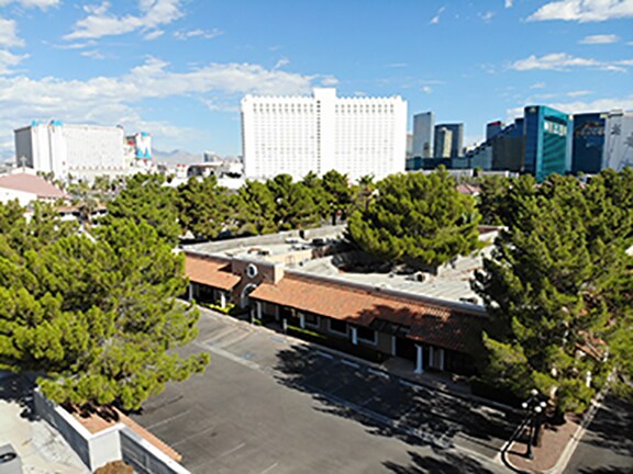 More Photos Of 105-125 E Reno Ave, Las Vegas Office For Lease