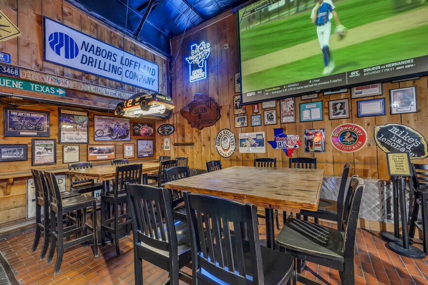 More Photos Of 1390 McQueeney Rd, New Braunfels Sports And Entertainment For Sale