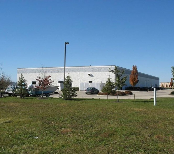 More Photos Of 554 Pit Rd, Brownsburg Light Distribution For Lease