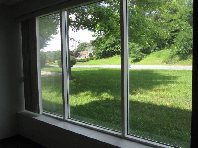 More Photos Of 2727 Electric Rd, Roanoke Office For Sale