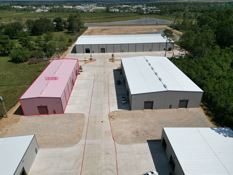 Primary Photo Of 2323 S Houston Ave, Humble Manufacturing For Sale