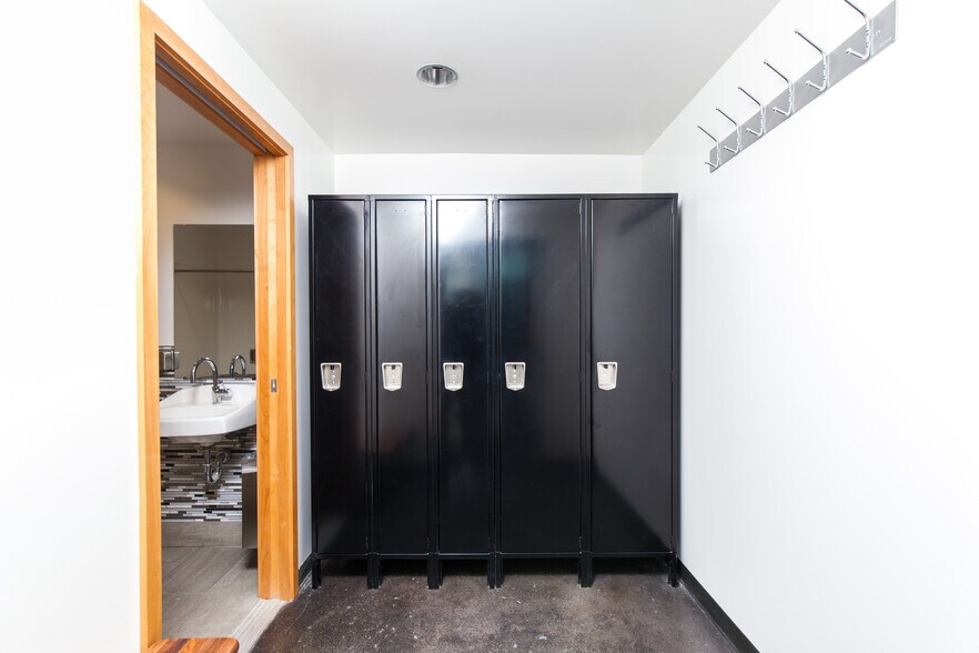More Photos Of 390 Fremont St, San Francisco Loft Creative Space For Lease