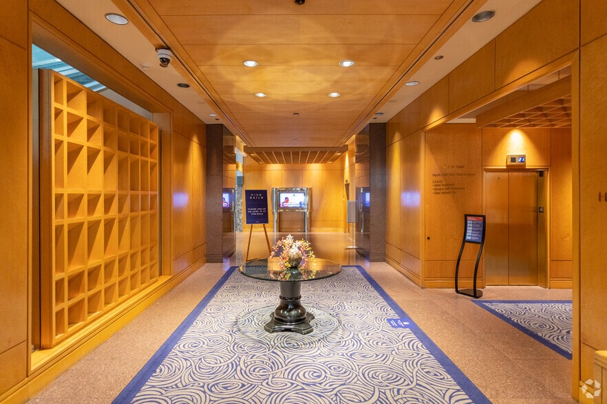 More Photos Of 999 Canada Pl, Vancouver Office For Lease