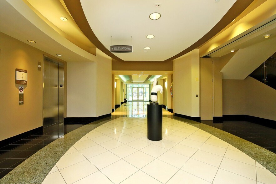 More Photos Of 77 Vilcom Center Dr, Chapel Hill Office For Lease