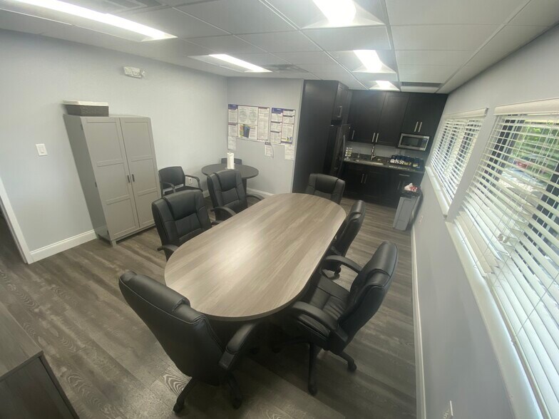 More Photos Of 180 N Westmonte Dr, Altamonte Springs Office For Lease