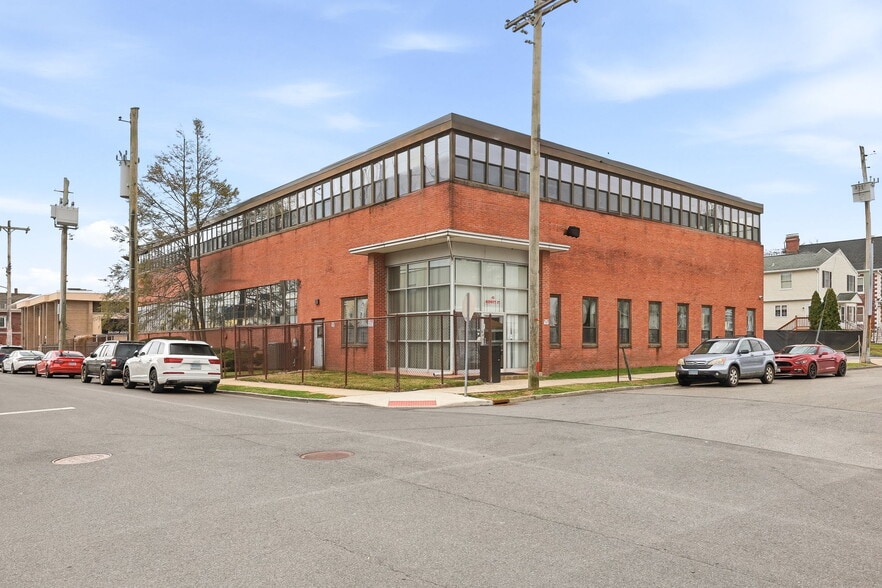 Primary Photo Of 40 Merritt St, Port Chester Manufacturing For Lease