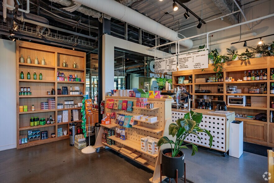 More Photos Of 321 Hart St, Nashville Apartments For Lease