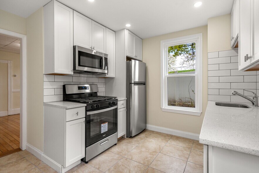 More Photos Of 10 Royal St, Boston Multifamily For Sale