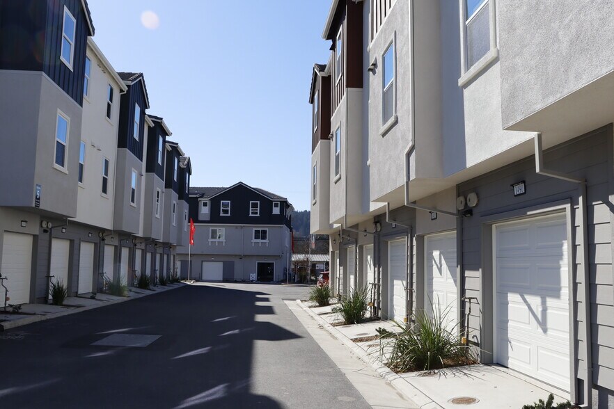 More Photos Of 1440 Grant St, Calistoga Multifamily For Sale