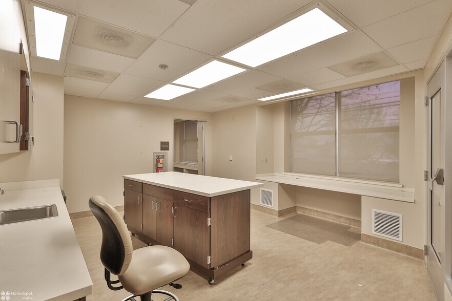 More Photos Of 2346 Jacksonville Rd, Bethlehem Medical For Sale