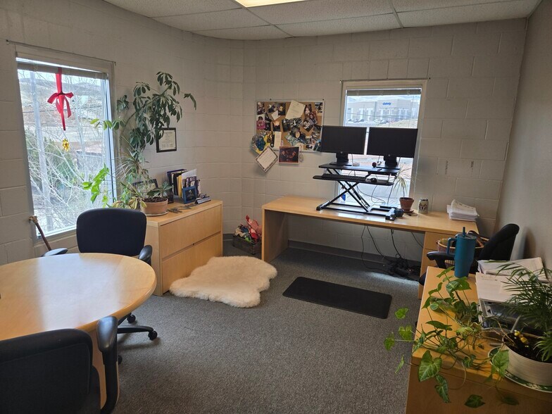 More Photos Of 7910 N Virginia St, Reno Office For Lease