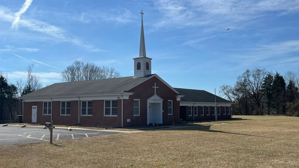 Primary Photo Of 3898 Kernersville Rd, Winston-Salem Specialty For Sale