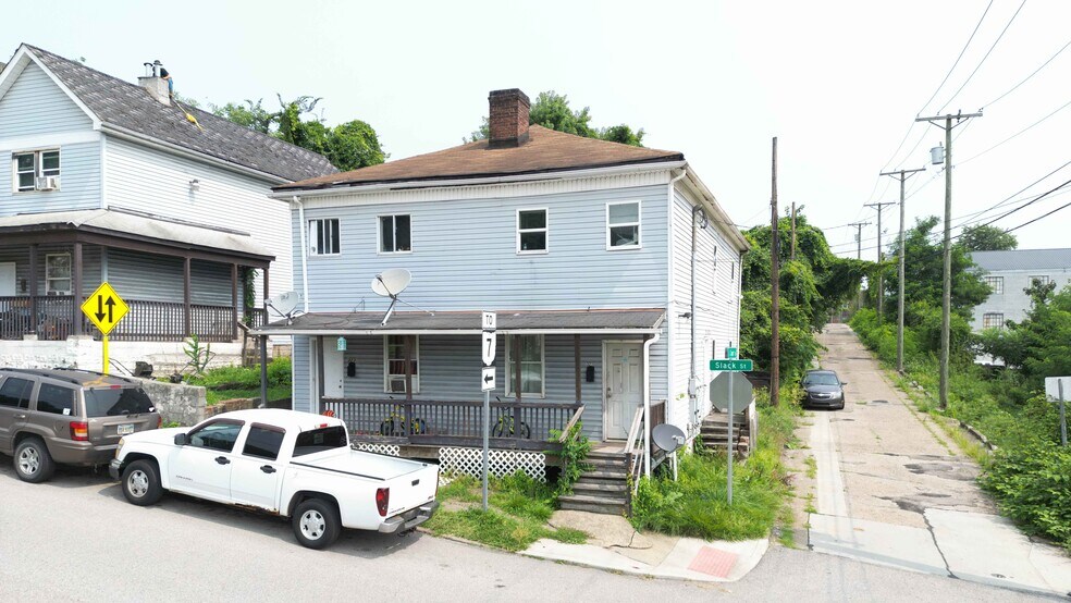 More Photos Of 321 Slack St, Steubenville Apartments For Sale