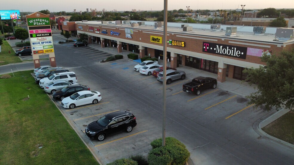 More Photos Of 5112 McPherson Rd, Laredo Unknown For Lease