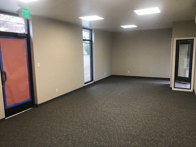 More Photos Of 801 Jefferson St, Fairfield Medical For Lease
